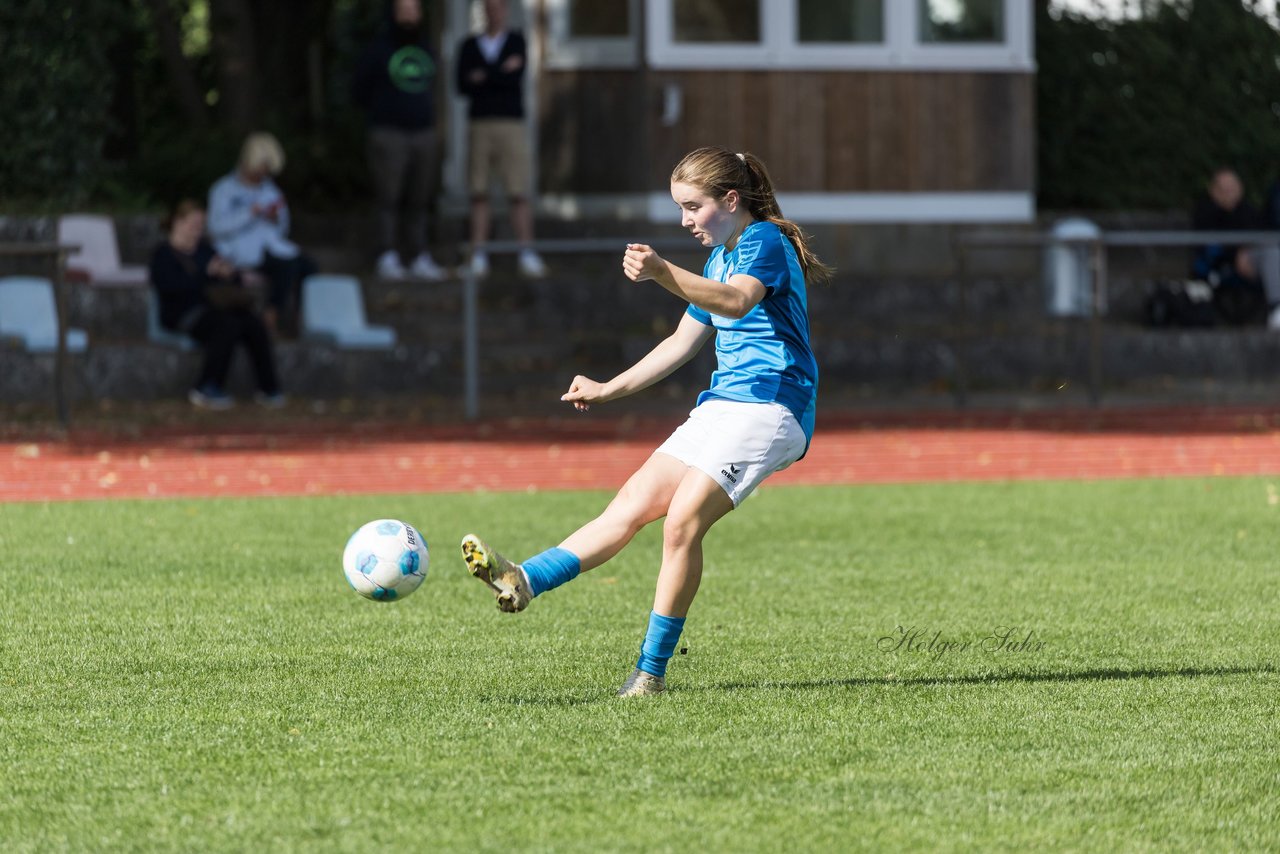 Bild 216 - wBJ VfL Pinneberg - Germania Schnelsen : Ergebnis: 15:1